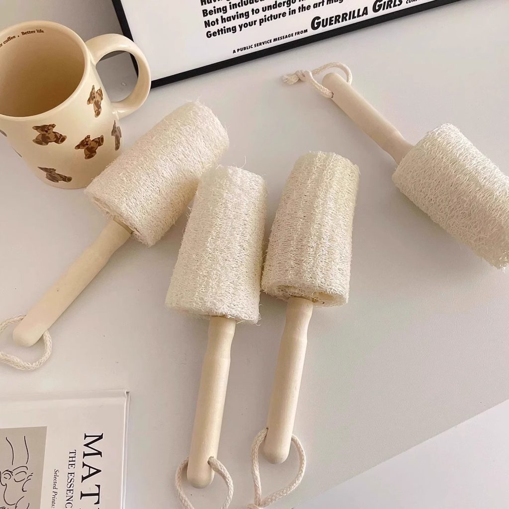 Solid Wood Loofah Cup Brush